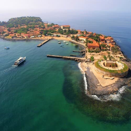 Ile de Gorée et Musée des Civilisations Noires - Une découverte culturelle Sénégalaise