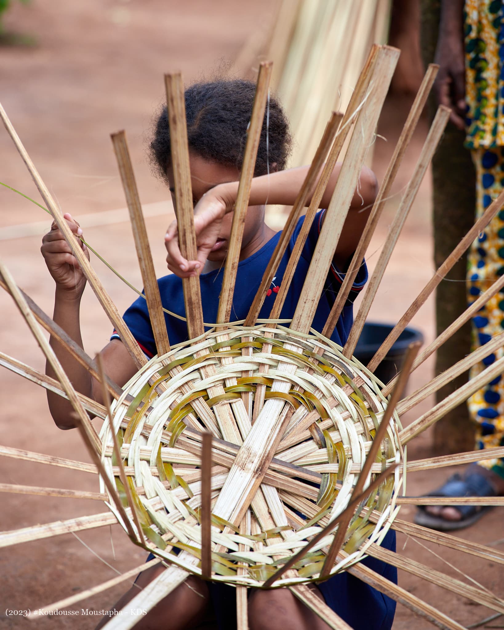 Adjarra: Nature, Artisanat et la Mystique Rivière Noire