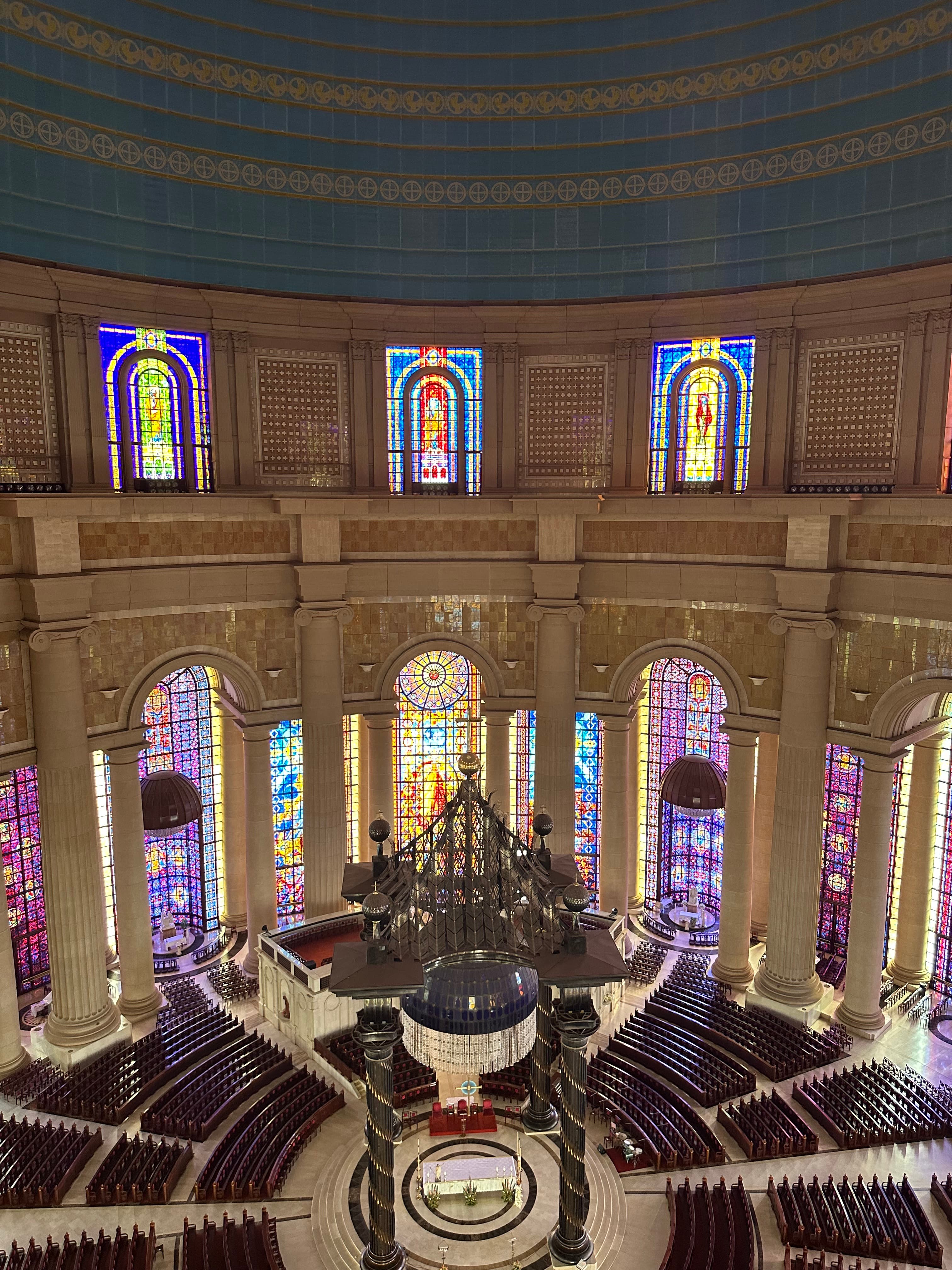 Visite de la plus grande basilique au monde à Yamoussoukro